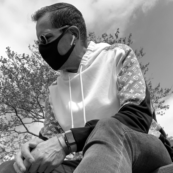 Meet your Posher, Dave - Picture 1 of 7